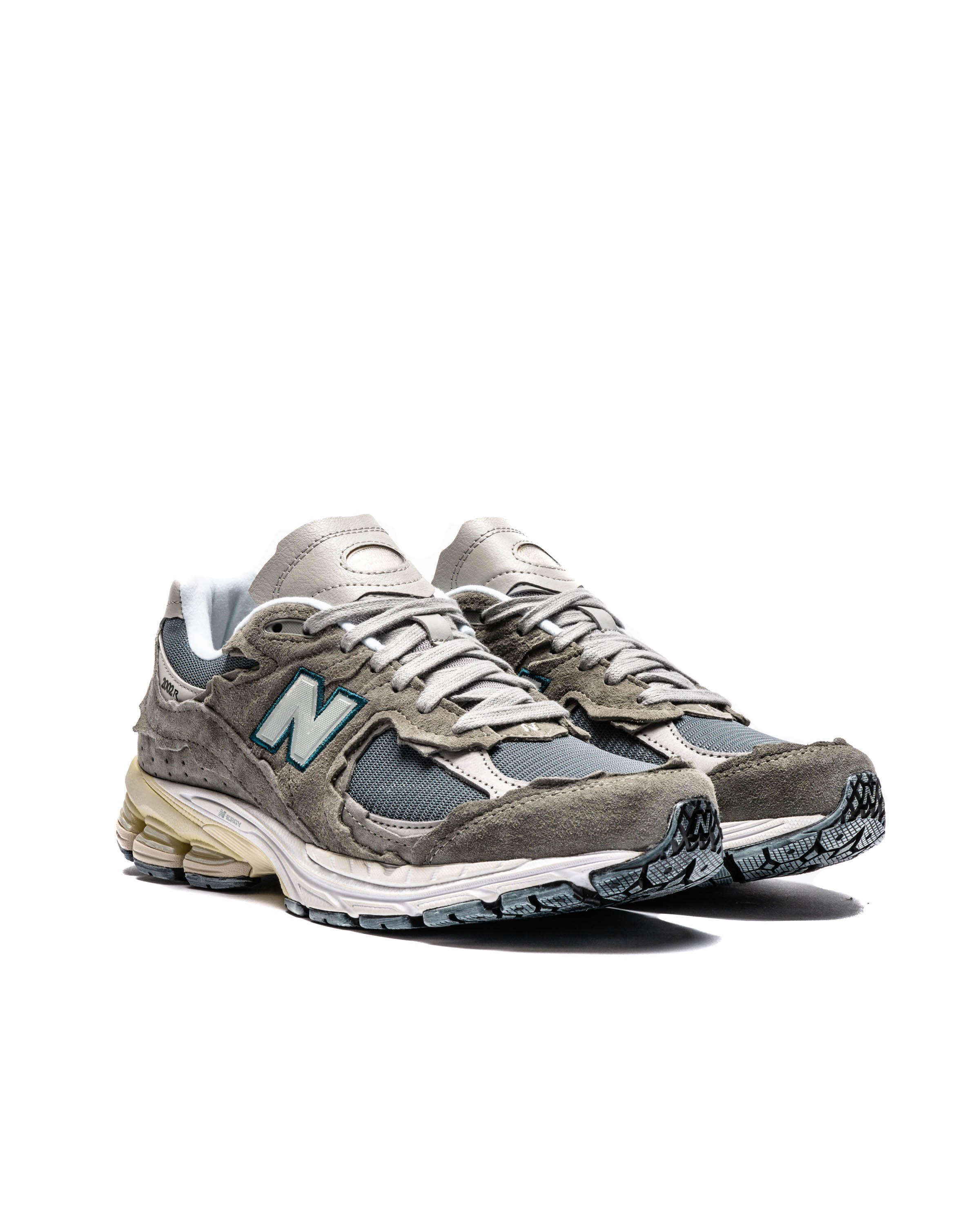 new-balance-m-2002-rdd-mirage-